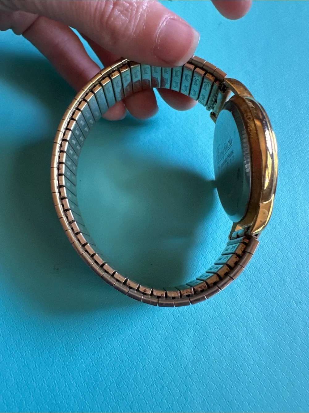 Vintage Gold Tone Half Dollar Presidential Coin Stretch Band Wristwatch